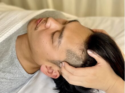 ヘッドスパ＆ヘルスケアサロン　UNWIND