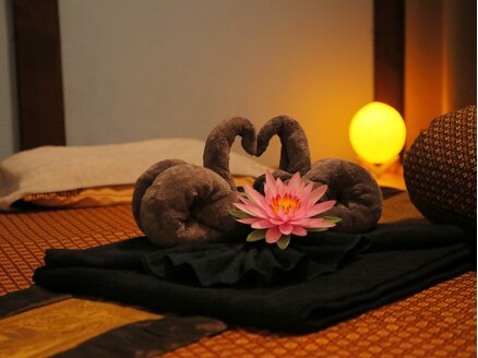 タイ古式マッサージ　コムローイ