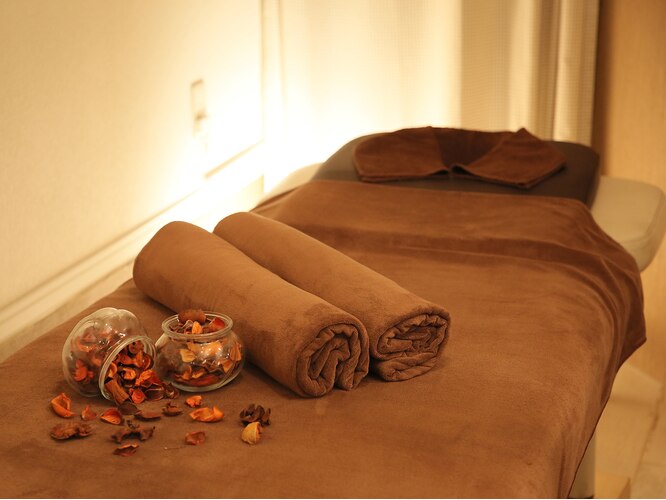 アイヤラリラクゼーションサロン